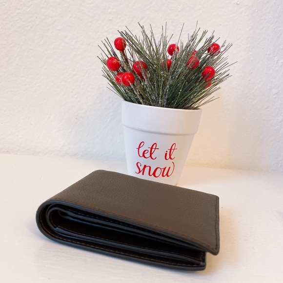 Michael Kors Cooper Bifold W Passcase - Picture 8 of 8